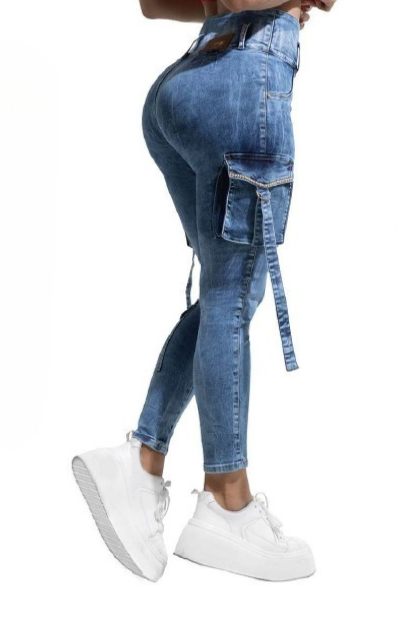 Jeans Cargo Levanta Cola Y64436