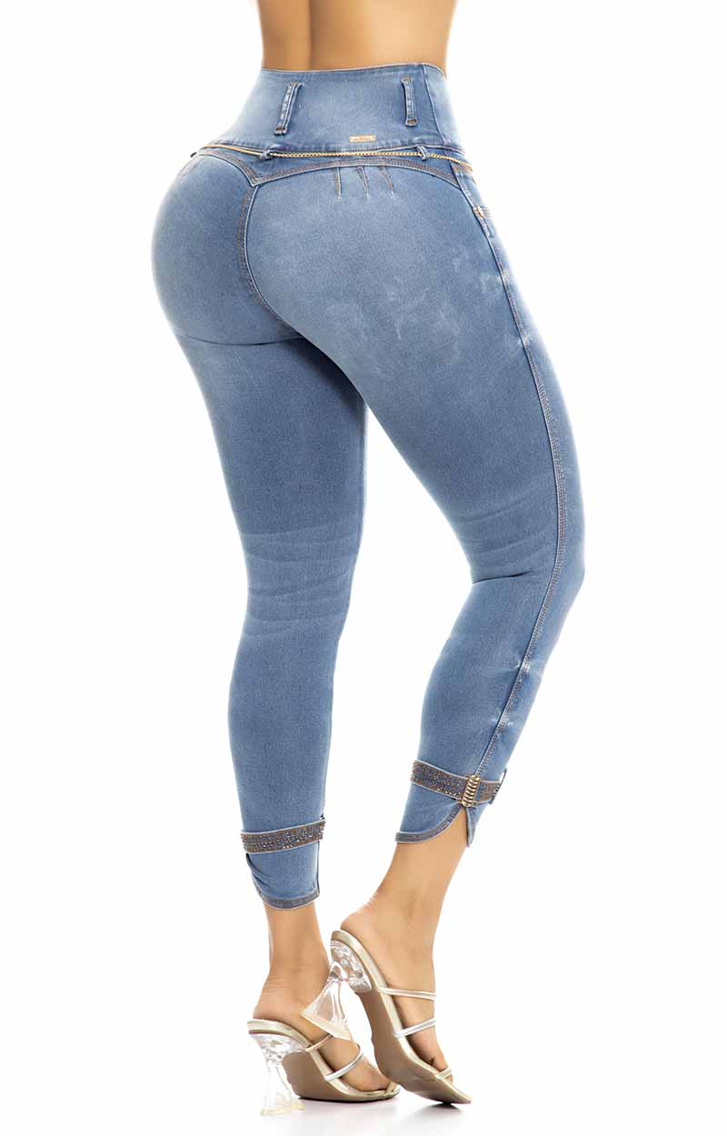 Jeans Levantacola Tiro Alto O50434