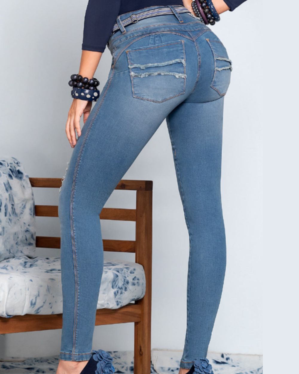 Jeans Levanta Cola S700-1529